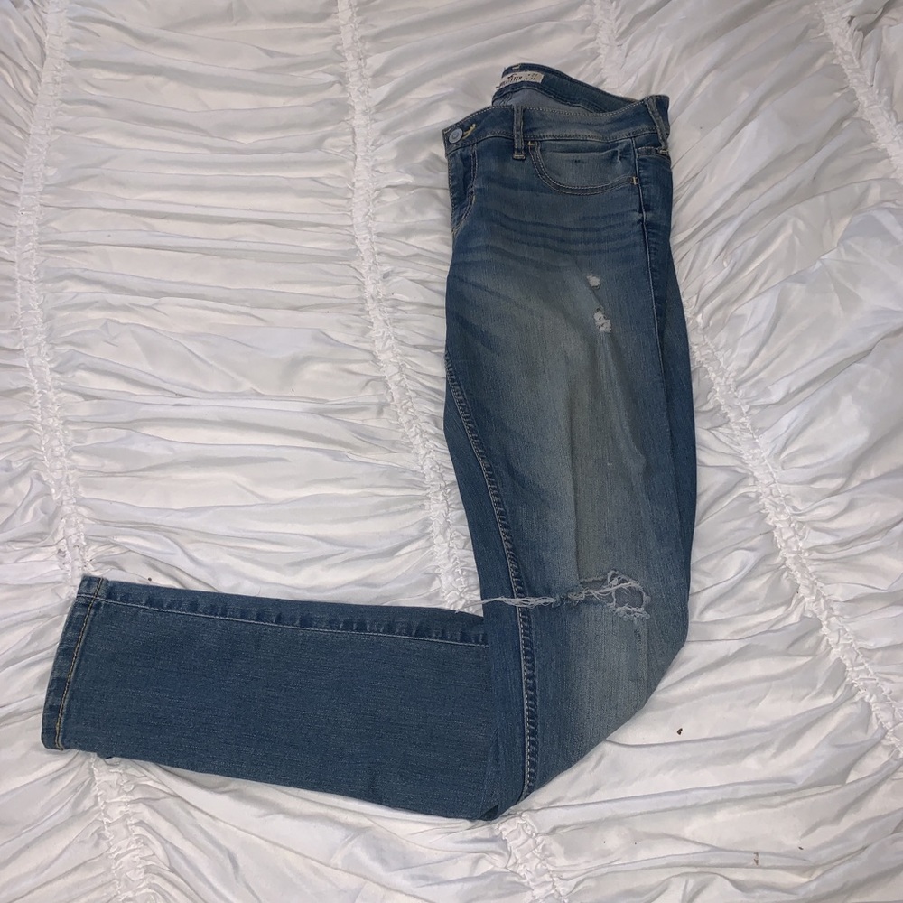 Hollister jeans